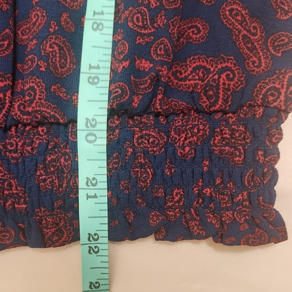 Michael Kors Paisley Blue and Red Short Sleeve Blouse Smocked Hem Women's Size M - Picture 10 of 12